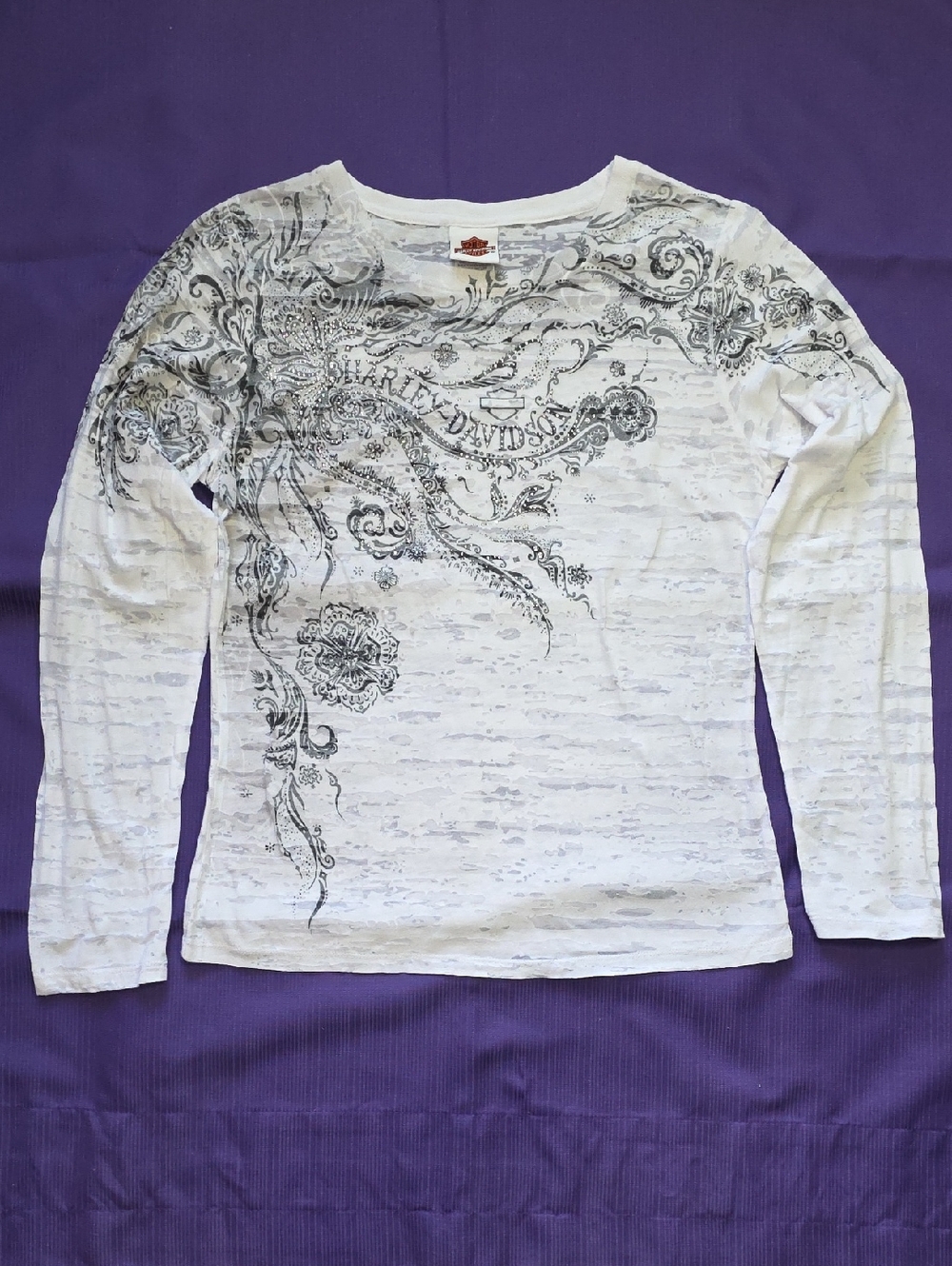 Harley-Davidson White Long Sleeve Tee with Black Filigree Graphic